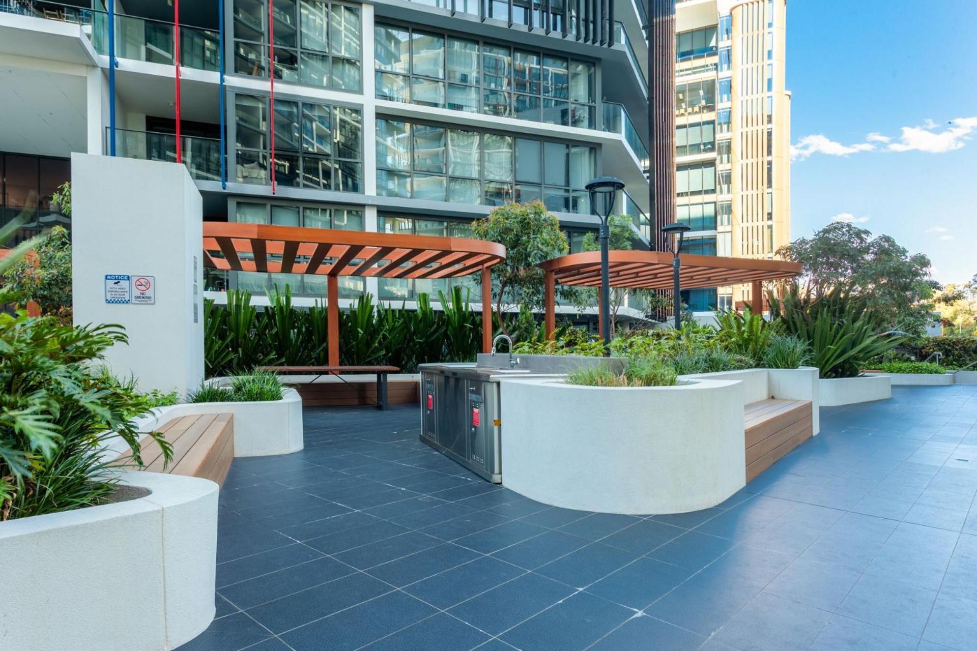 Modern Splendour, Macquarie Park I30 Apartment Sydney